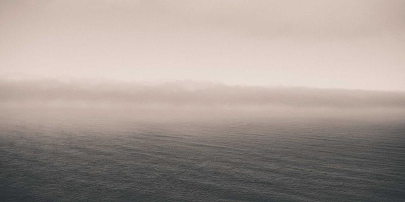 筋膜枪深层放松原理与使用禁忌：科学缓解跑步机、哑铃训练后的肌肉酸痛与筋膜粘连