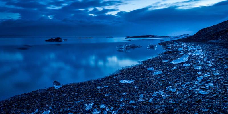 跑步机、哑铃与杠铃的绿色革命：健身器材的碳中和与环保材料新趋势